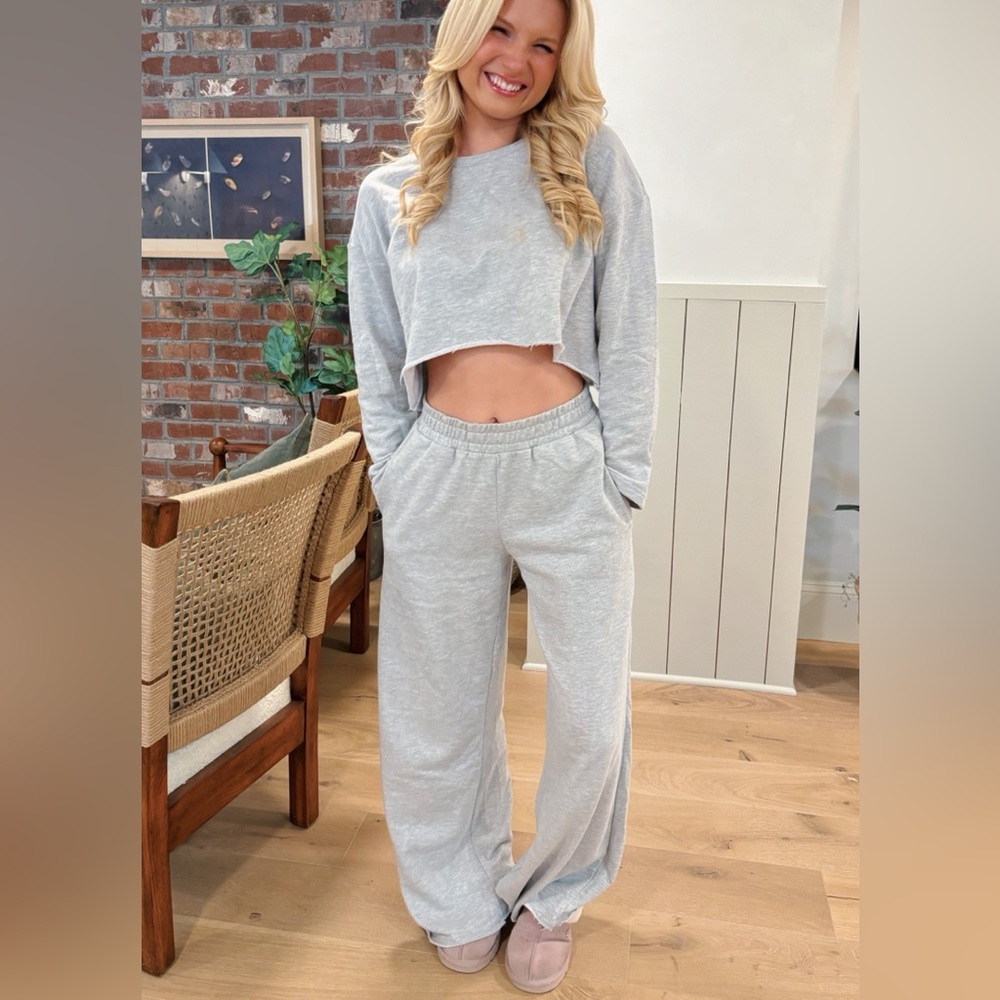 Gray Cropped Sweatshirt and Pants Set